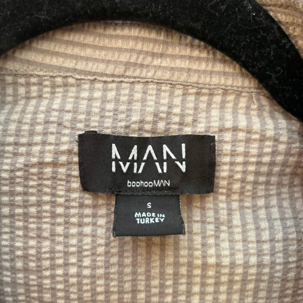 Boohoo Man Button Up View 2